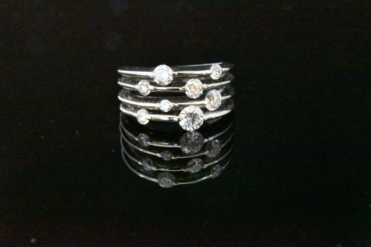 Engagement ring with Diamonds in 18KWG - White Diamonds: 1.37ct