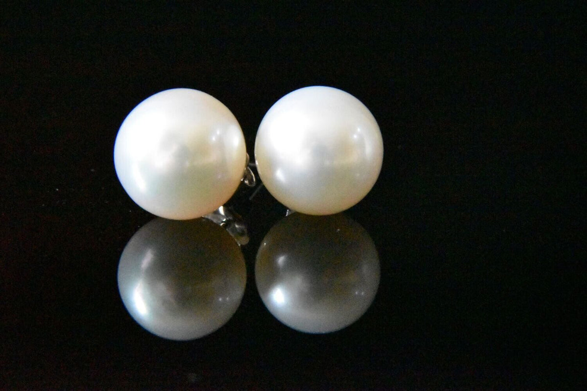 11MM Akoya Pearl Studs in 14KWG