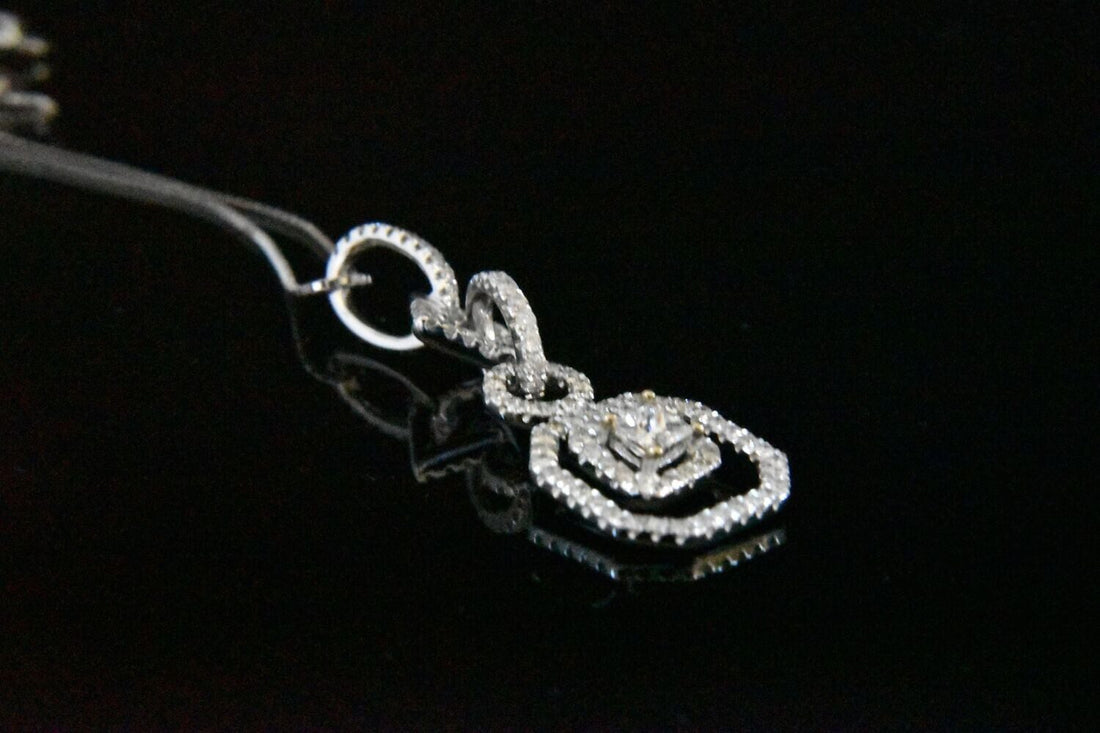 Diamond Pendant in 18KWG – White Diamonds: 0.85Ct