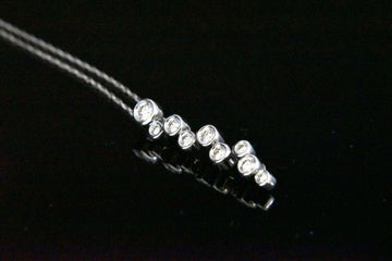 Diamond Pendant in 18KWG – White Diamonds: 0.17Ct