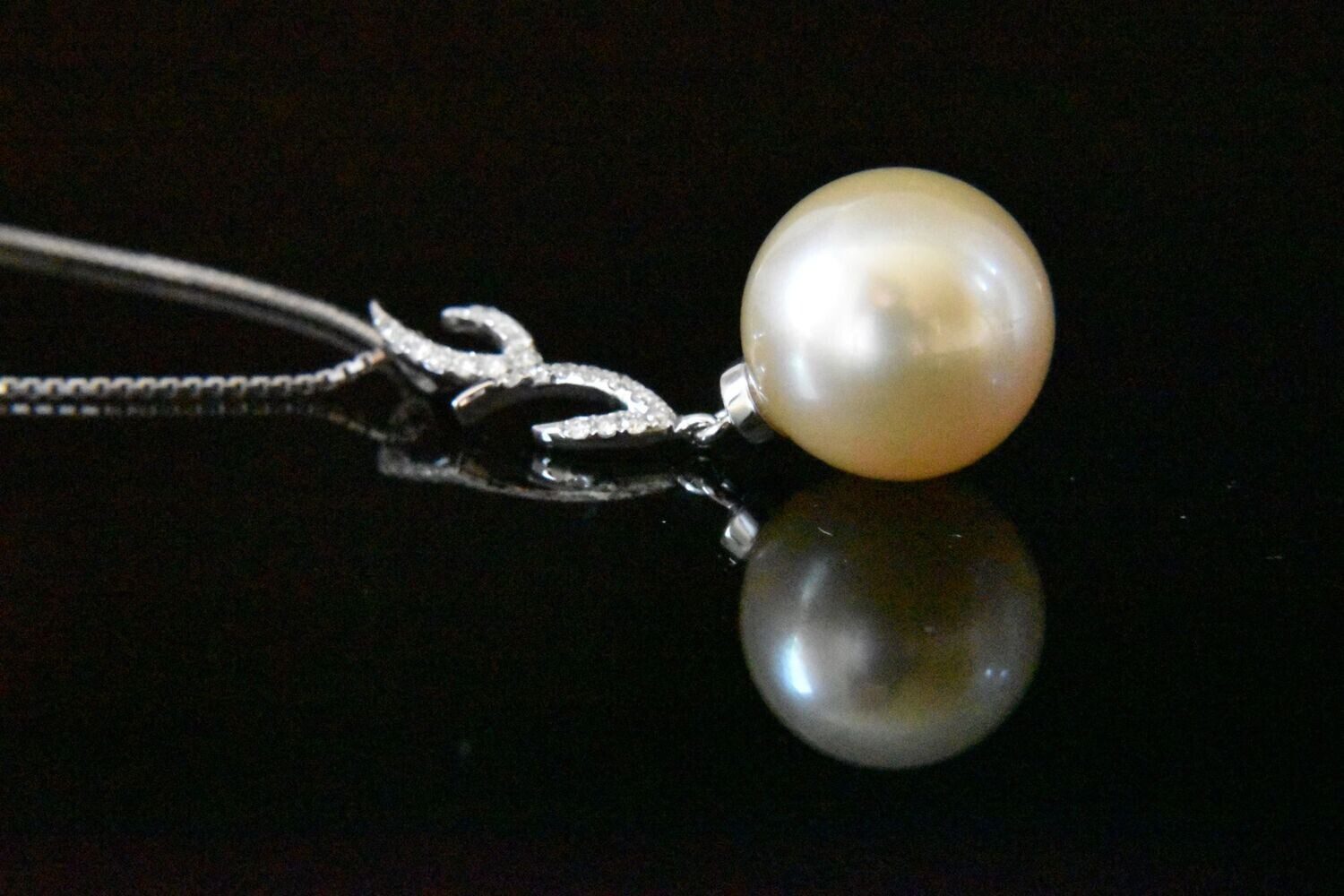 Golden South Sea pearl pendant necklace.