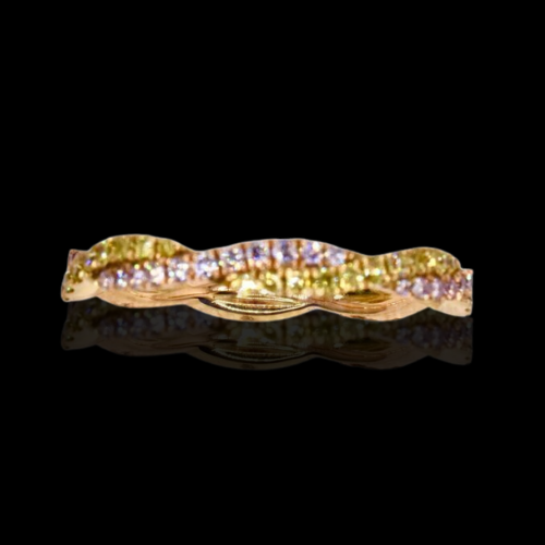 Gold wave band with yellow and white diamonds.